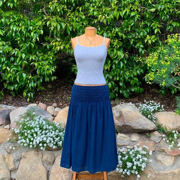 The Great. shirred waist woven pattern skirt - Picture 9 of 11